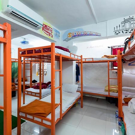 מלון Mumbai Backpackers,Airport מראה חיצוני תמונה