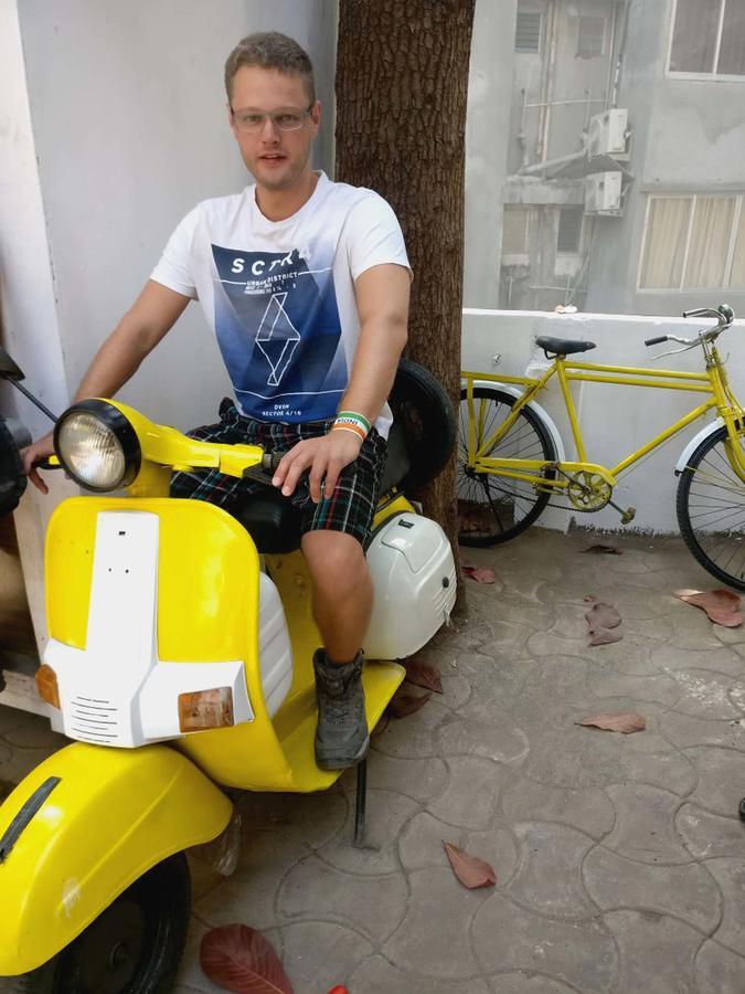 מלון Mumbai Backpackers,Airport מראה חיצוני תמונה