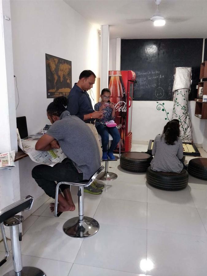 מלון Mumbai Backpackers,Airport מראה חיצוני תמונה